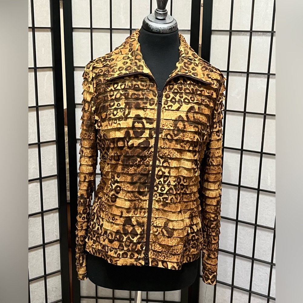CLARA S. Vintage Animal Print Ruffled Zip-Front Jacket - Gold Brown WOMEN SIZE L